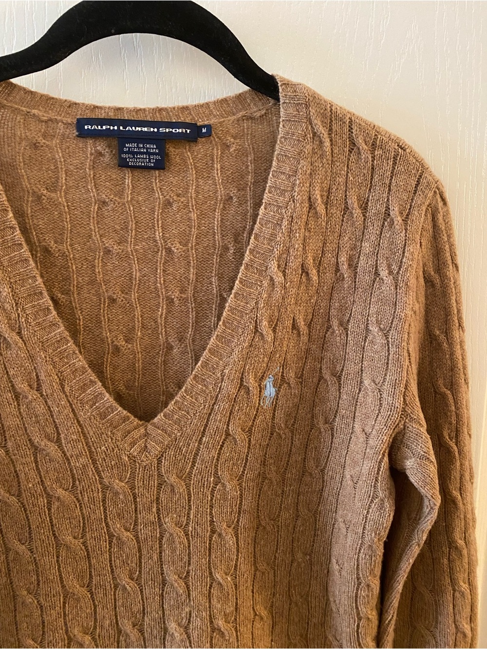 RL Sport Women’s 100% Lambswool V-Neck Cable Knit Sweater in Camel - M